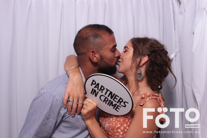 Diandra and Nick’s Wedding | View more photos from the event at gallery.fotomachines.com.au/u/FOTOMachines/Diandra-and-Nick’s-Wedding